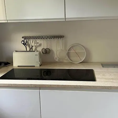 Private Garden Seaview アパート