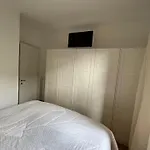 Апартаменты Private Garden Seaview Бордигера