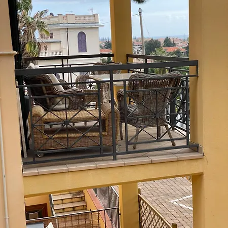 Апартаменты Private Garden Seaview *