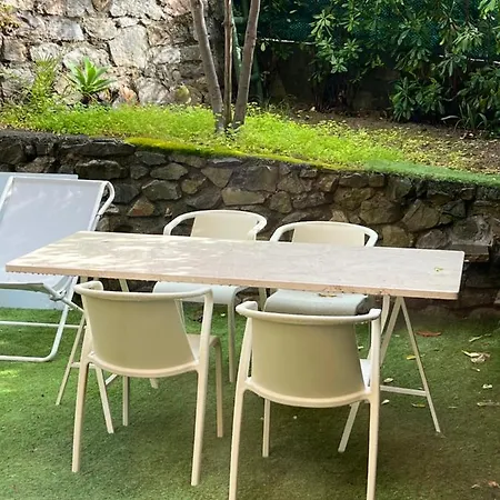 Private Garden Seaview Apartment *