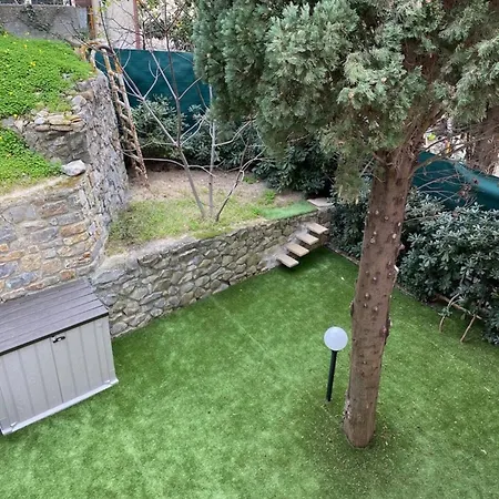 Private Garden Seaview Apartment *